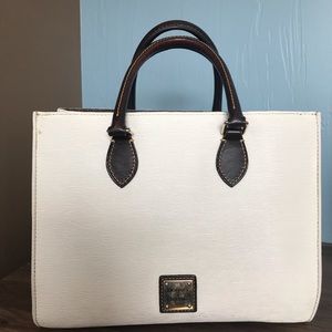 Dooney & Bourke Purse